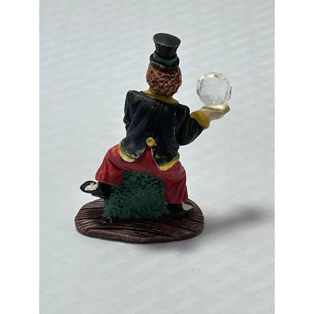 Vintage 2.75” Circus Clown Resin Figurine KG‎ Top Hat Crystal Ball